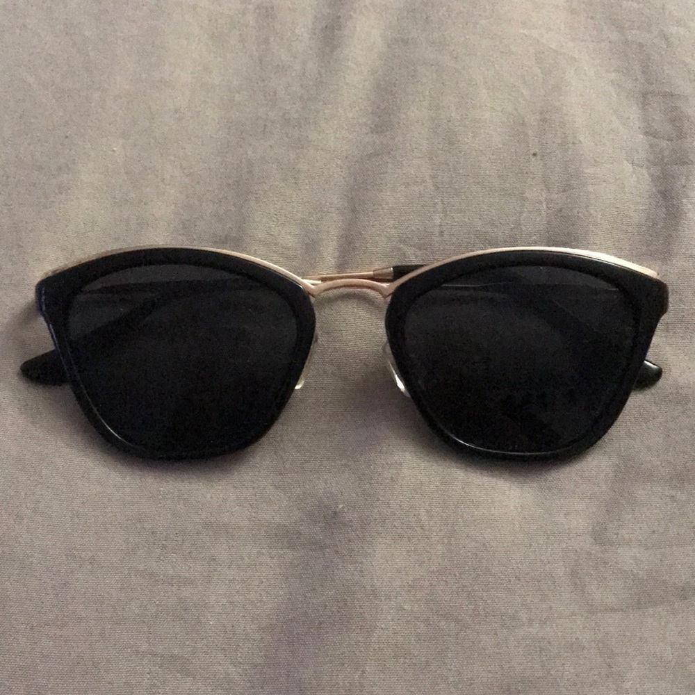 Black sunglasses